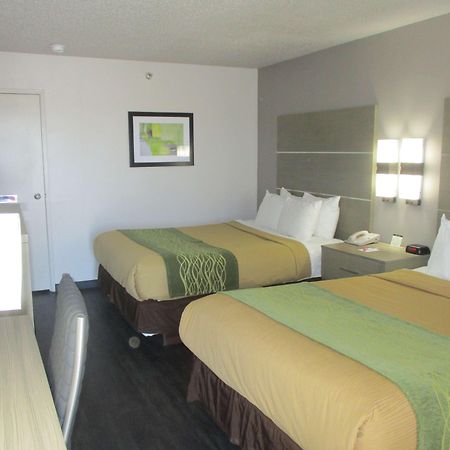 Best Western Oakdale Inn Екстериор снимка